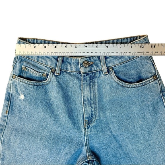 Zara Denim Light Blue Casual Distressed Straight Leg Jeans Womens Size 2 - Picture 6 of 8